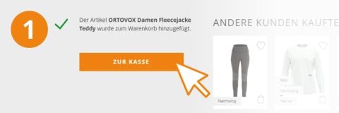 Der Screenshot zeigt eine Bestätigungsmeldung für das Hinzufügen einer "ORTOVOX Damen Fleecejacke Teddy" zum Warenkorb, mit einer großen orangefarbenen Schaltfläche "Zur Kasse" und einem darauf zeigenden Mauszeiger.